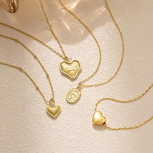 Lumora Dainty Heart Necklace – Minimal Elegance in Gold